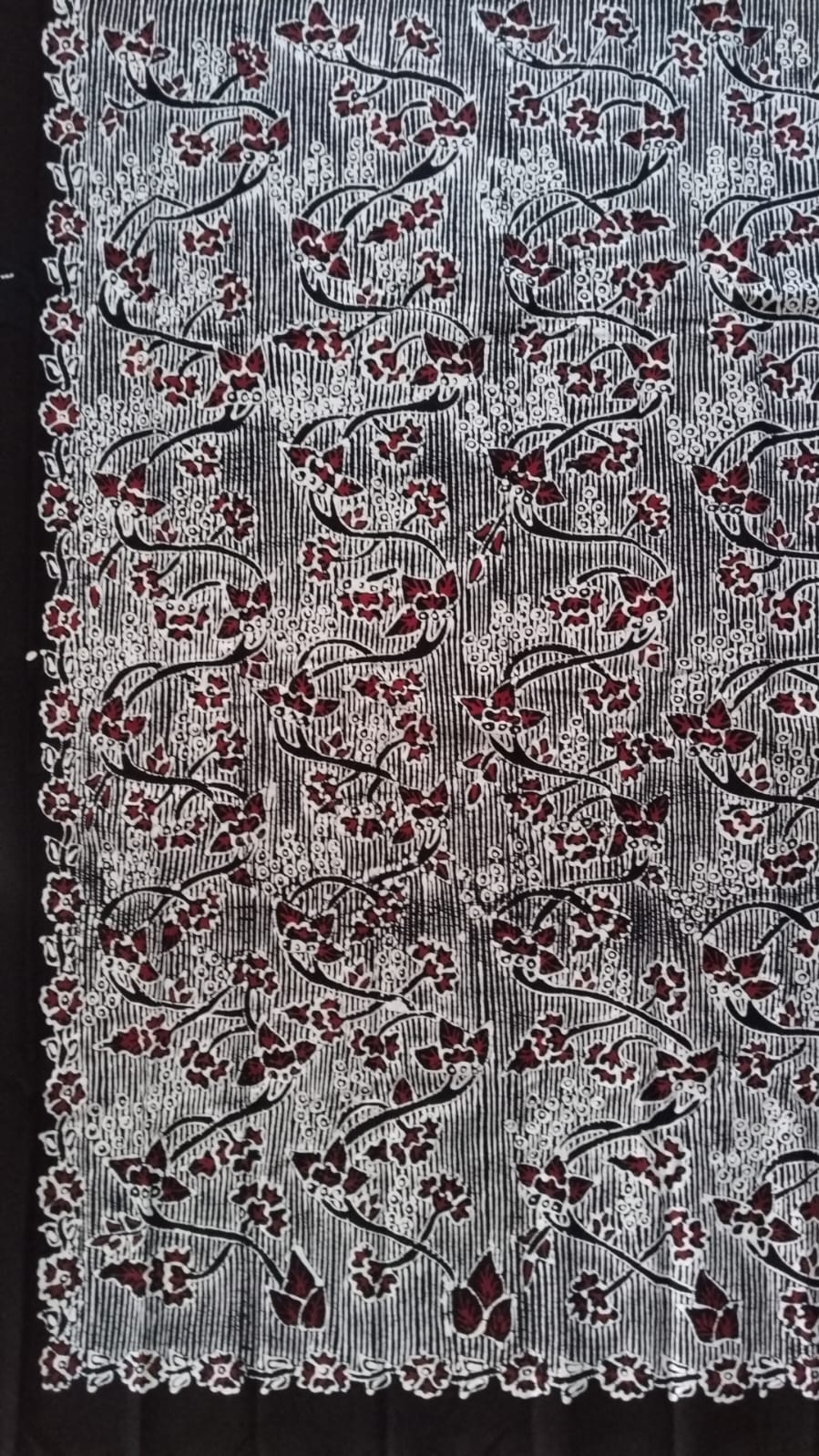 Motif batik tulis galaran kangkung